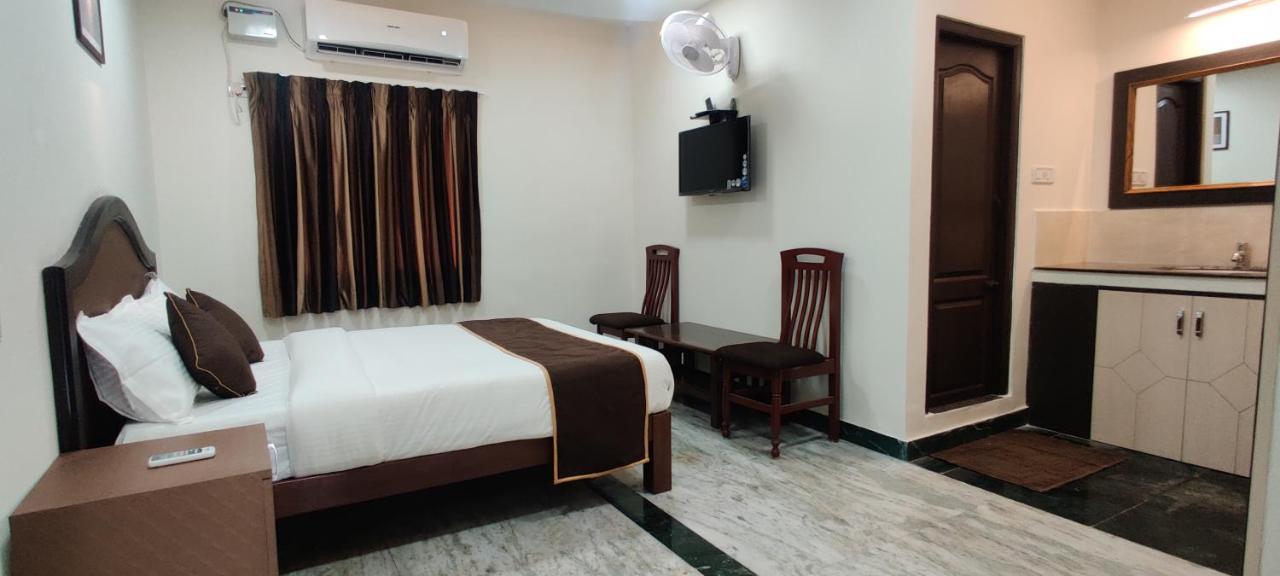 Rmc Travellers Inn Chennai Exterior photo