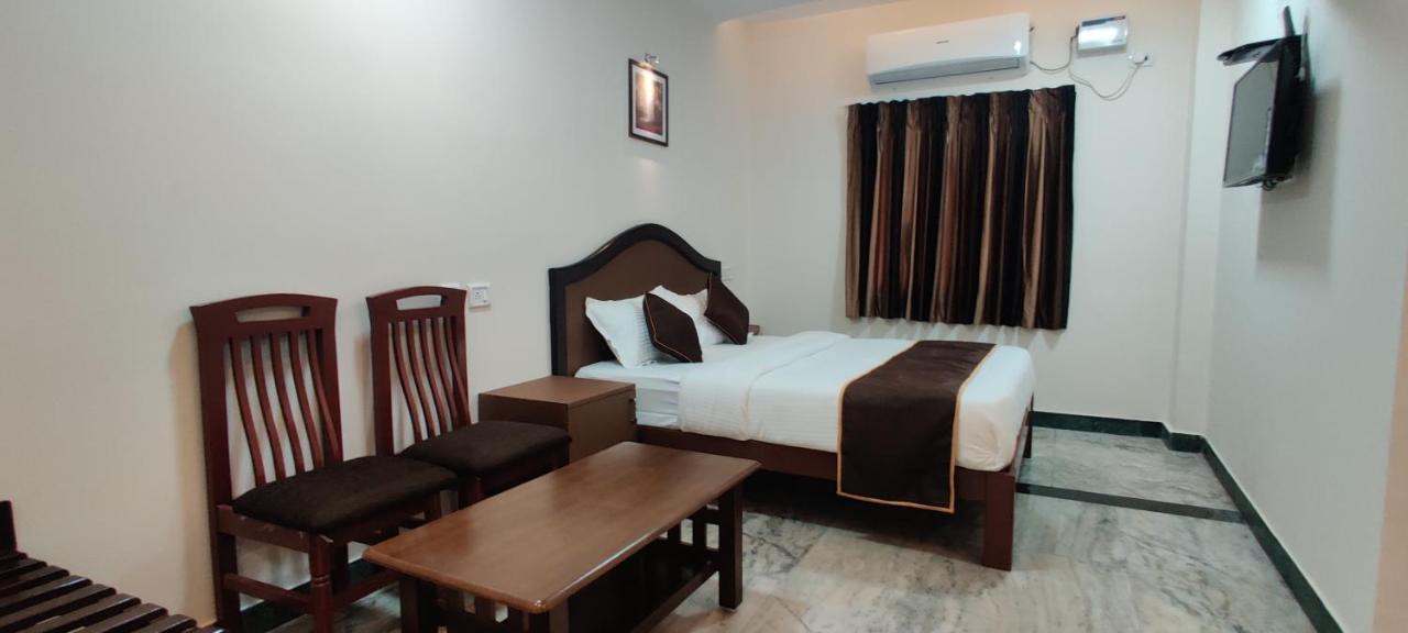 Rmc Travellers Inn Chennai Exterior photo